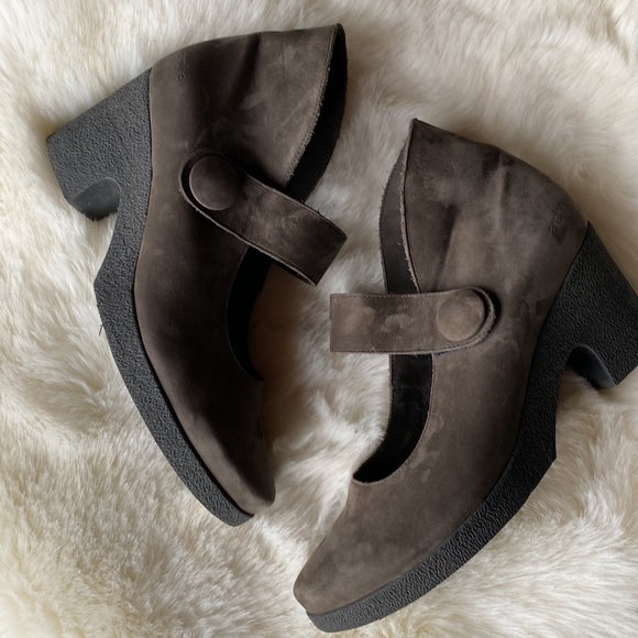 ARCHE WOMEN SUPER CUTE MARY-JANE STYLE BROWN SUEDE HERL SHOE SIZE 40 - Picture 2 of 9